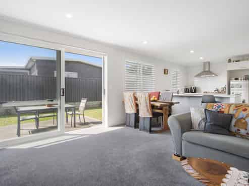 20 Pioneer Crescent, Omokoroa