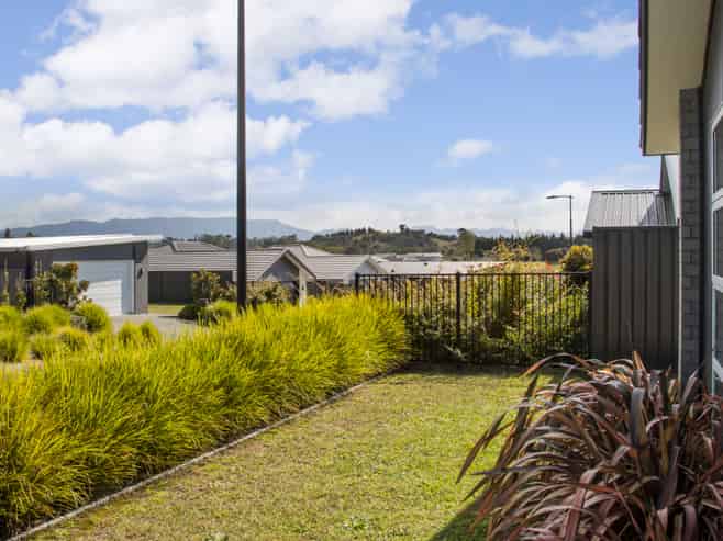 20 Pioneer Crescent, Omokoroa