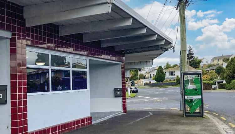 275 Pine Hill Road, Liberton