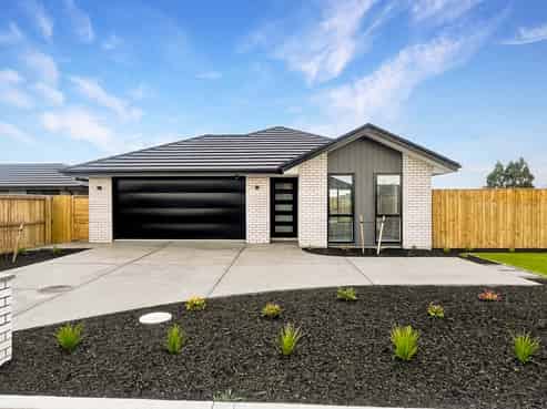 3 Upham Way, Amberley