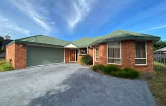 8 Waipuna Place, Rototuna