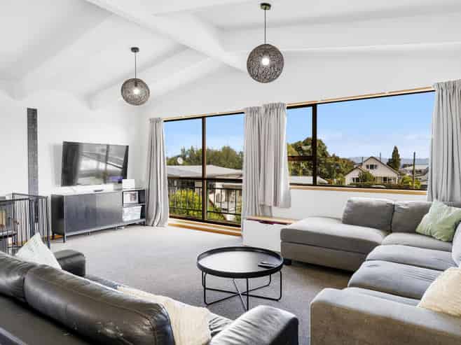 36 Whakaipo Avenue, Taupo