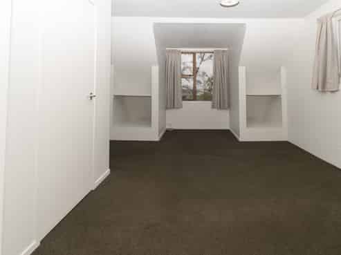 2/256 Don Buck Road, Massey