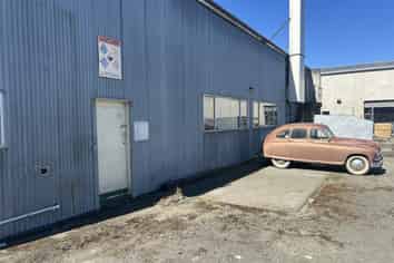 Industrial Space with Generous Yard & Warehouse