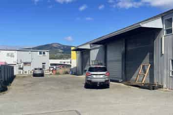 Industrial Space with Generous Yard & Warehouse