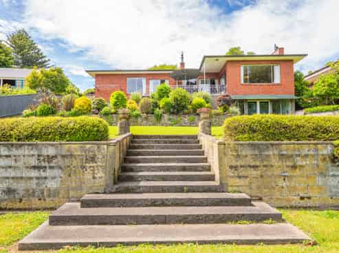 21 Riverbank Road, Okoia
