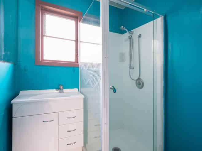 190 Maxwell Road , Redwoodtown