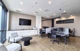 Rare High-end Fit-out with Private Terrace