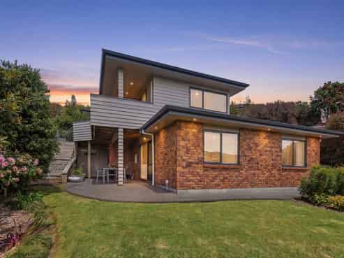 18 KO PLACE, Pyes Pa