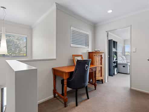 18 KO PLACE, Pyes Pa