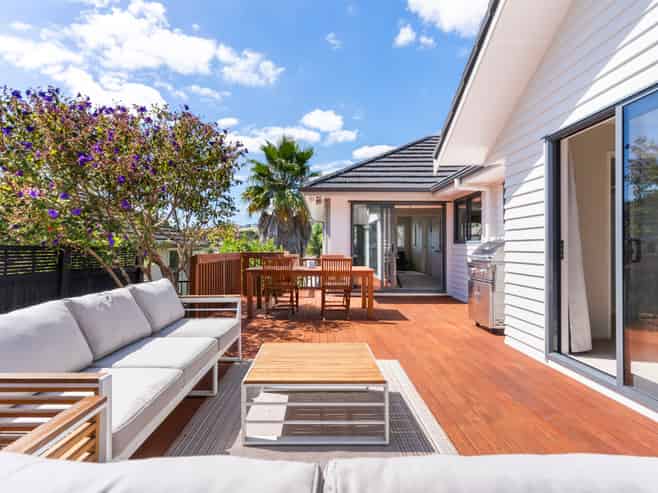 15 Mural Place, Greenhithe