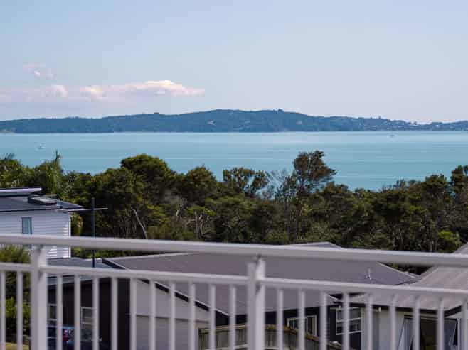 25 Te Puru Drive, Maraetai