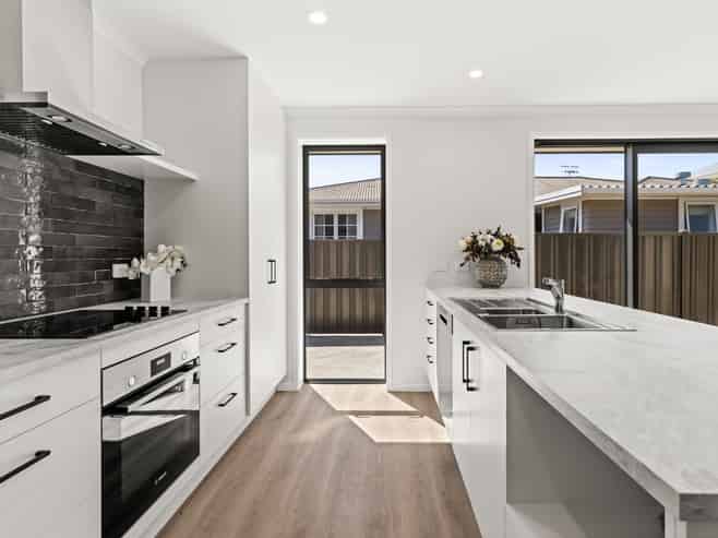 13A Warwick Crescent, Taradale