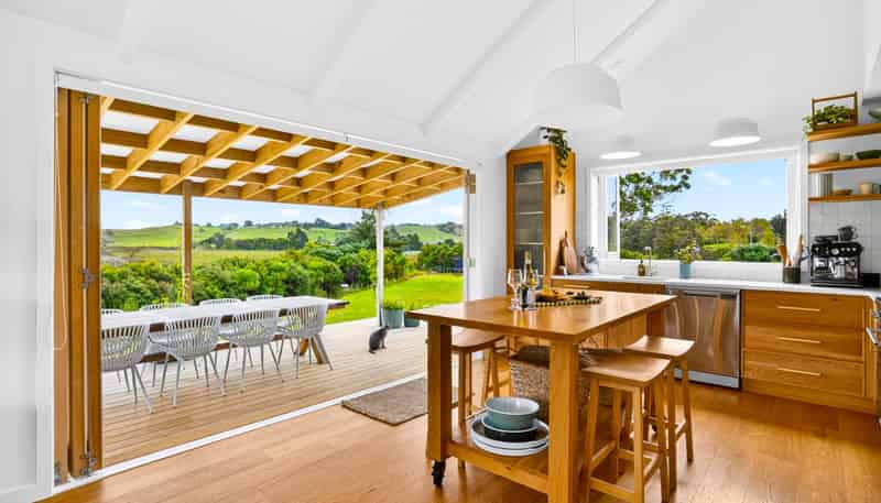 22 Te Whau Lane, Snells Beach