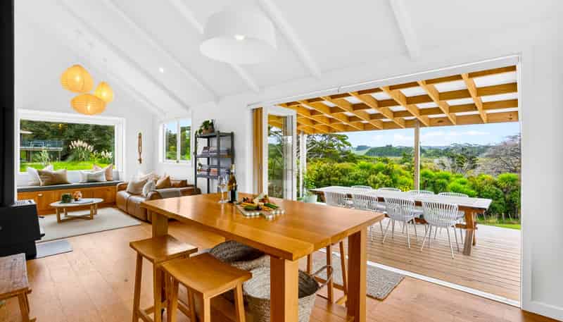 22 Te Whau Lane, Snells Beach