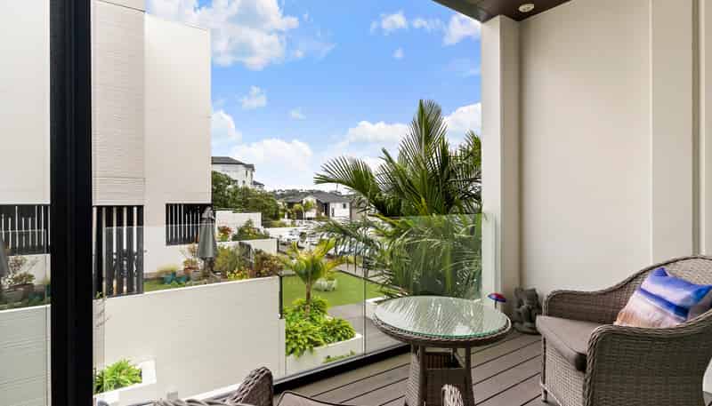 305/64 Te Oneroa Way, Long Bay