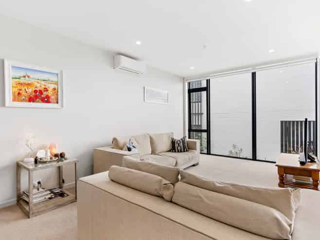 305/64 Te Oneroa Way, Long Bay