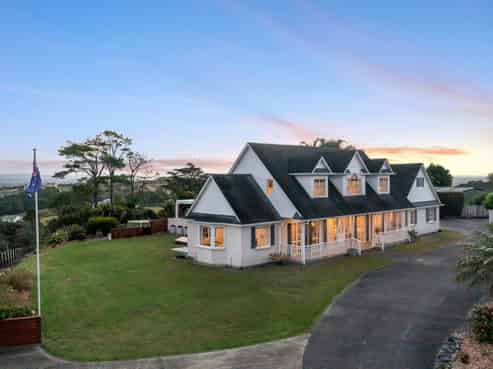 690 Ridge Road, Riverhead