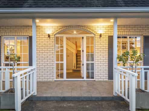 690 Ridge Road, Riverhead