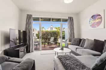 13/1420 Hamurana Road, Mourea