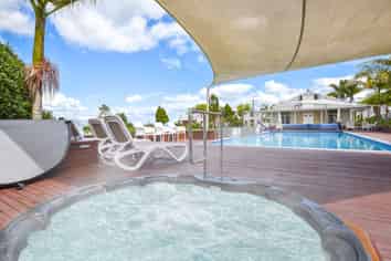 13/1420 Hamurana Road, Mourea