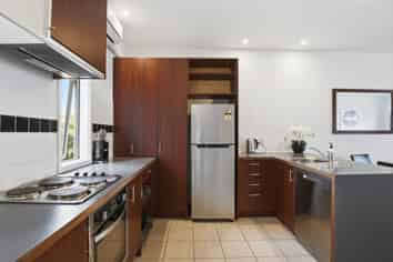 13/1420 Hamurana Road, Mourea