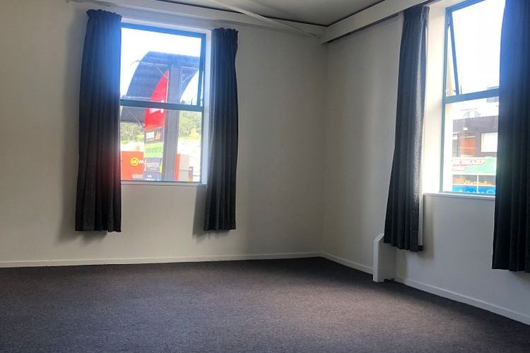 Spacious 4‑Bedroom +Study Flat – Close to City - Widok 6