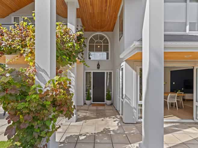 138 Glandovey Road, Strowan