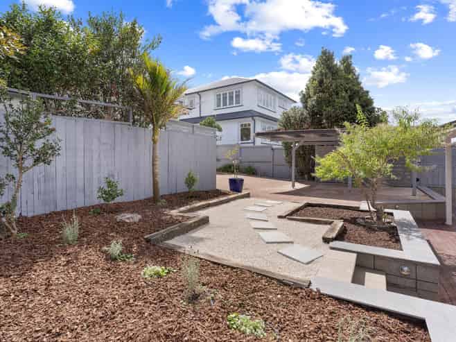 16 Maungarei Road, Remuera