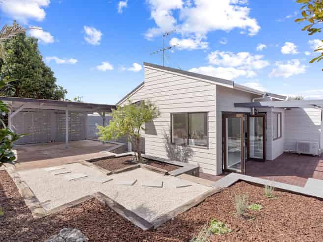 16 Maungarei Road, Remuera