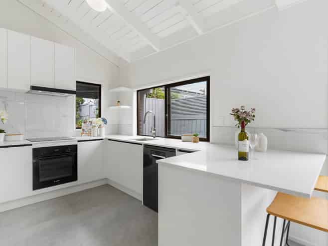 16 Maungarei Road, Remuera