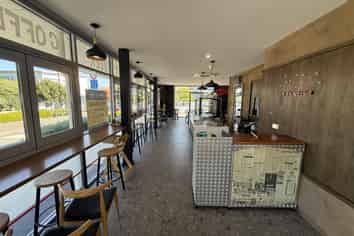 Prime queen street hospitality opportunity