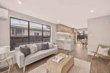 2/22 Marine Parade, North New Brighton