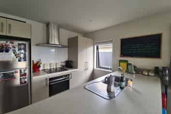 16 Wallingford Crescent, Rolleston