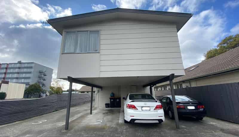 1/65 Linton Street, West End