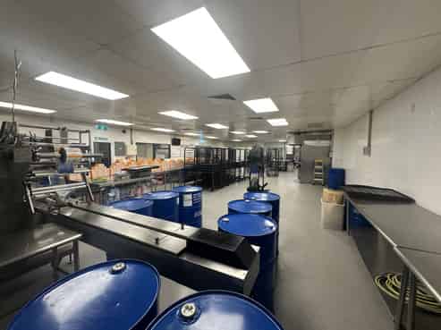 FRONT & CENTRE ON SH1 | FOOD-GRADE