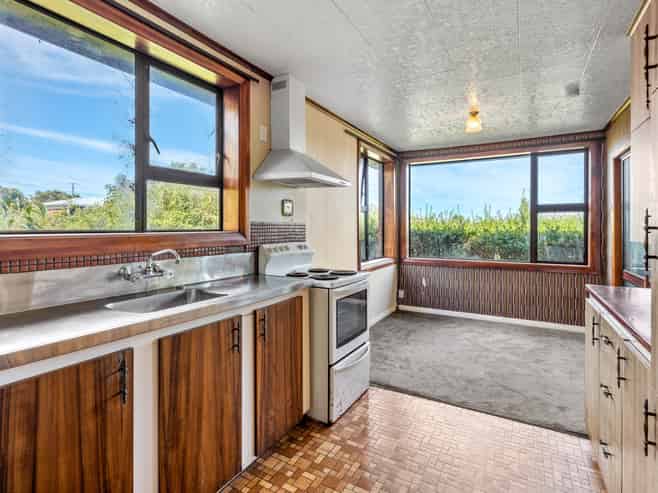 90 Hillary Street, Liberton