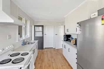 28 Henderson Street, Kingswell