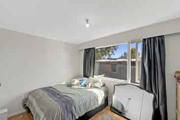 28 Henderson Street, Kingswell