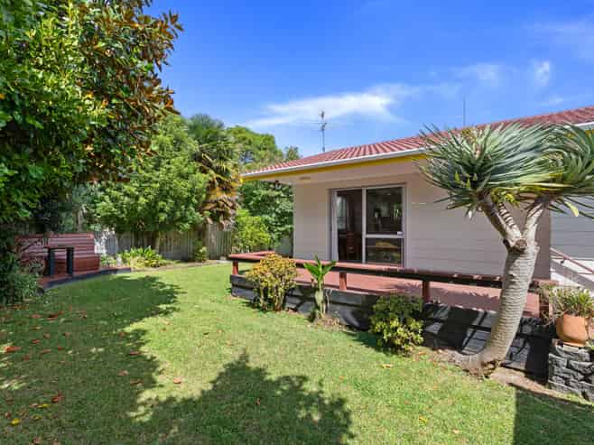 2/21b Mildmay Road, Henderson