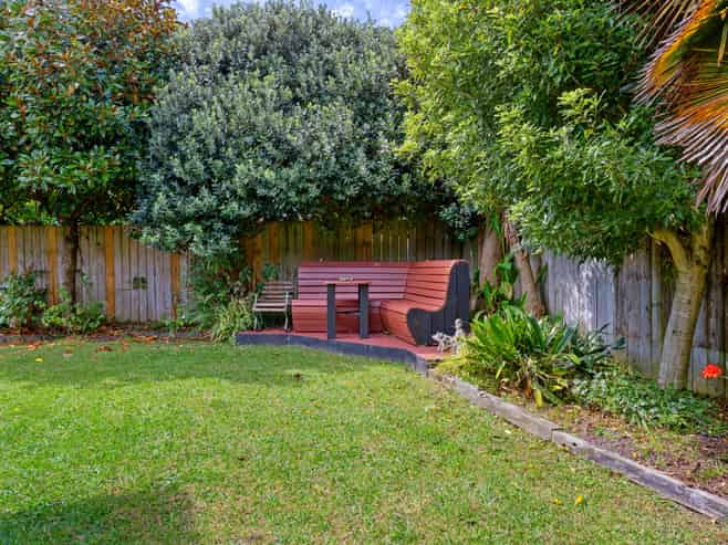 2/21b Mildmay Road, Henderson