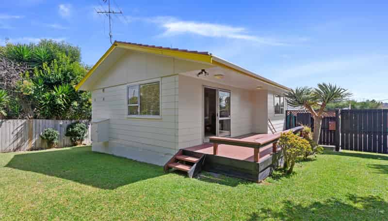 2/21b Mildmay Road, Henderson