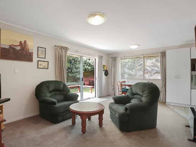 2/21b Mildmay Road, Henderson