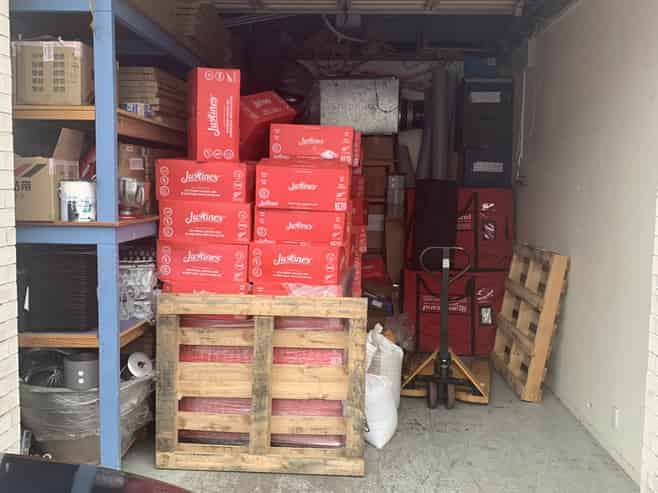 Well presented office and parking in Ngauranga