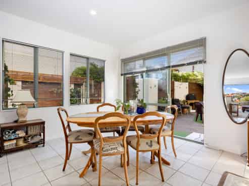 278 Alec Craig Way, Gulf Harbour