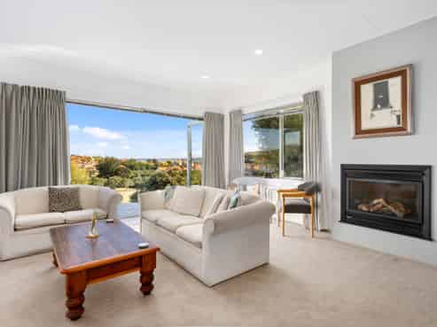 278 Alec Craig Way, Gulf Harbour