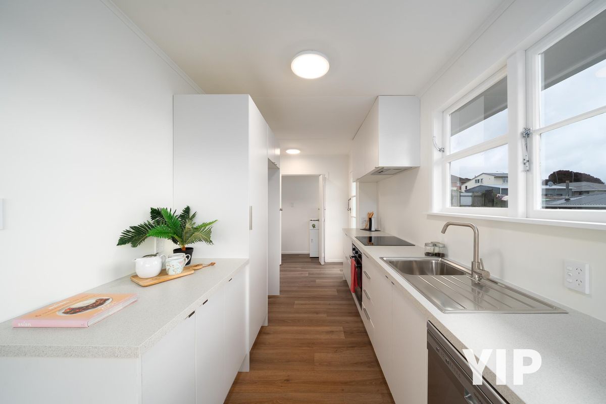 Renovated 4 bedroom? YIP!