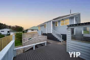 34 Spur Grove, Titahi Bay