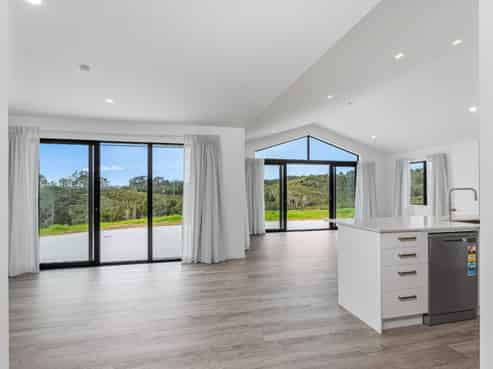 350 Whitehills Road, Dairy Flat