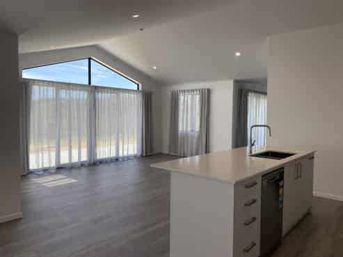 350 Whitehills Road, Dairy Flat